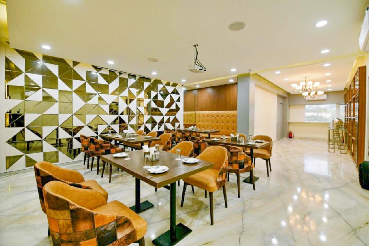 The Beaufort Inn New Delhi Eksteriør billede