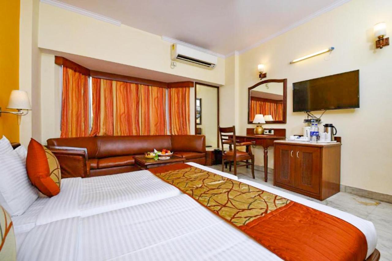 The Beaufort Inn New Delhi Eksteriør billede